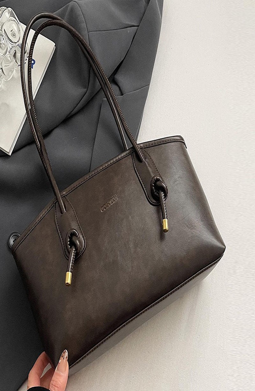 Bolso Camila de hombro con efecto piel