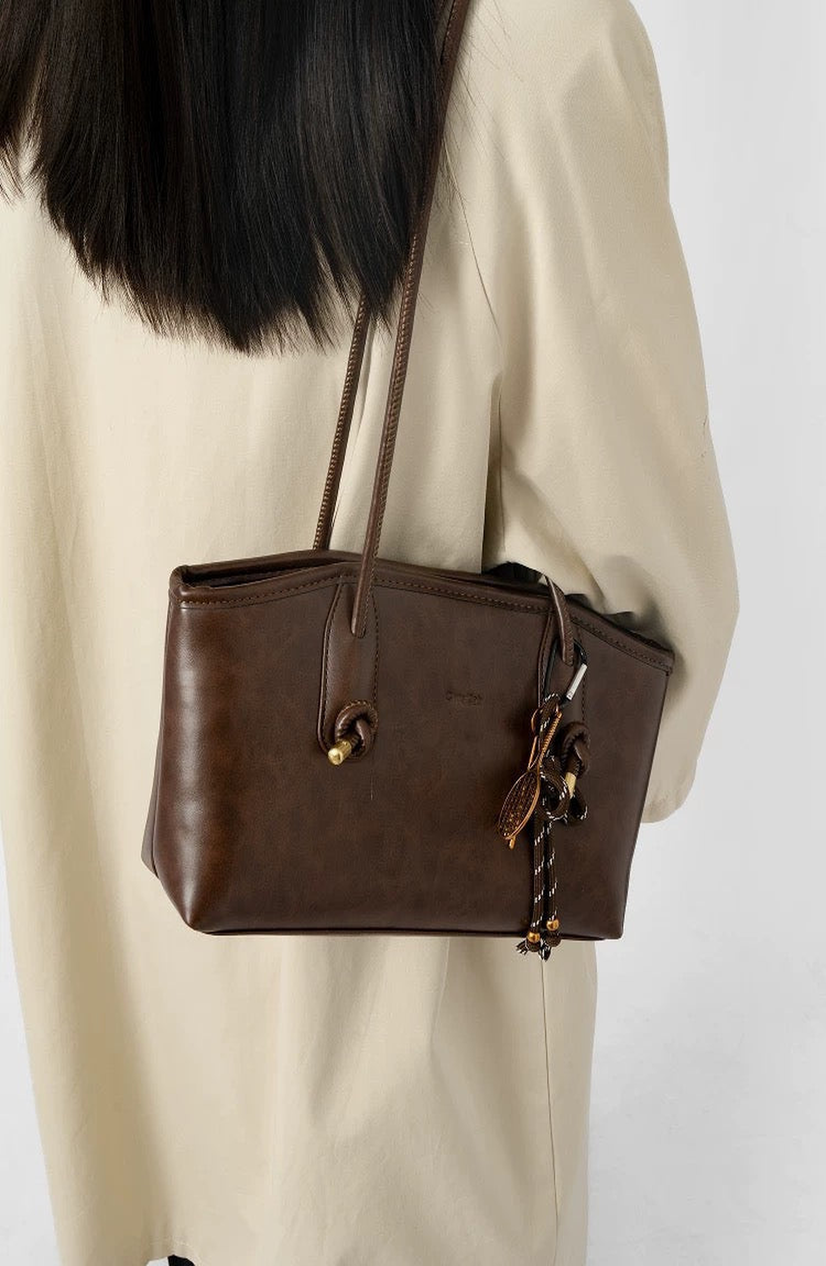 Bolso Camila de hombro con efecto piel
