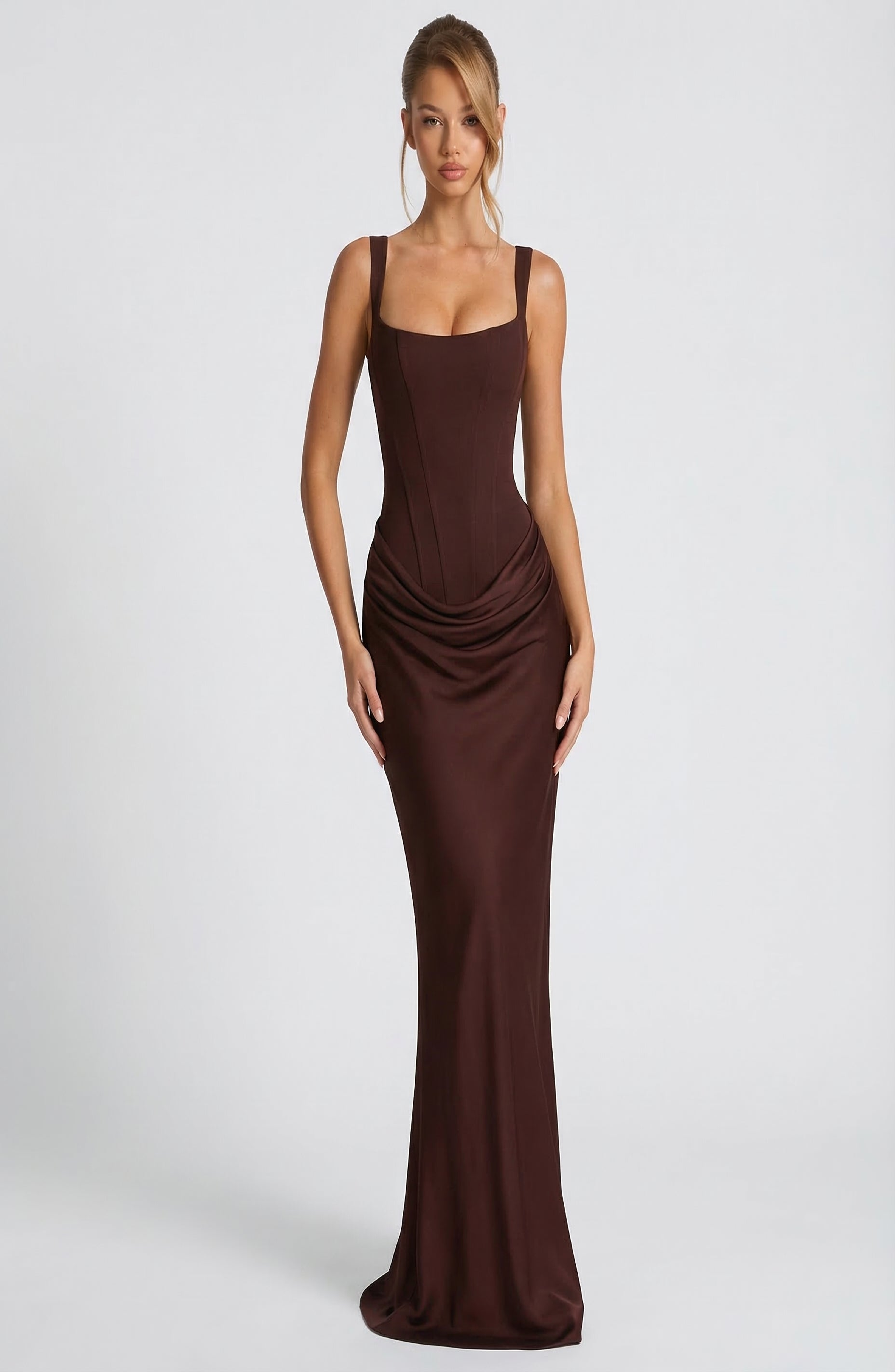 Vestido Maxi Aria Esculpido