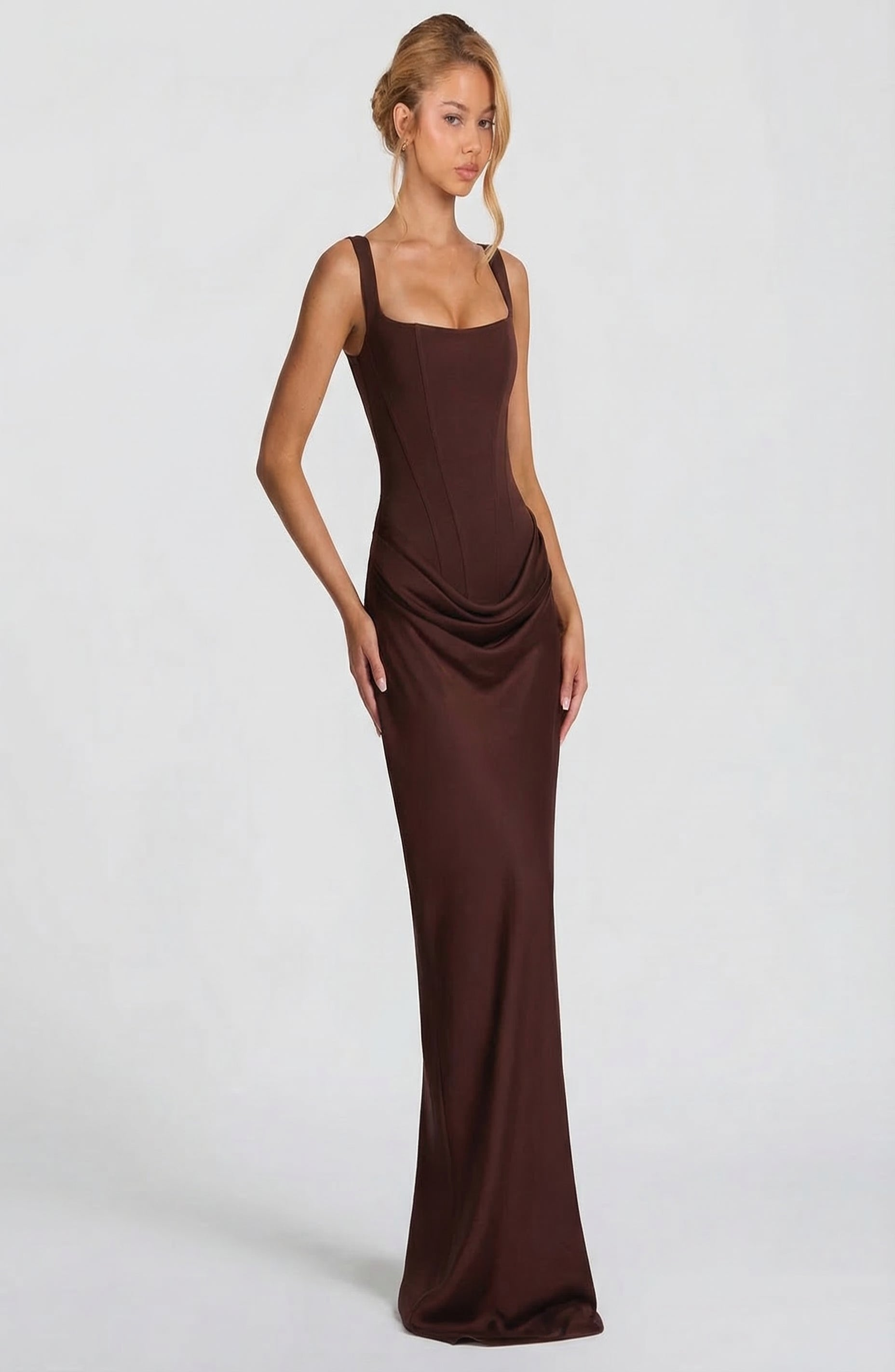 Vestido Maxi Aria Esculpido